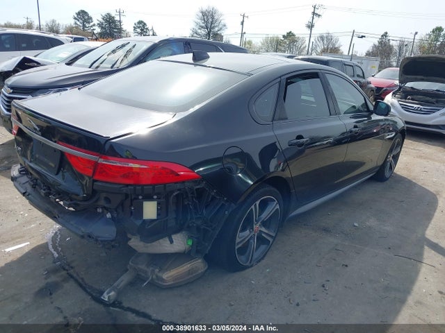 2018 JAGUAR XF SAJBF4FX5JCY69018 Photo 3