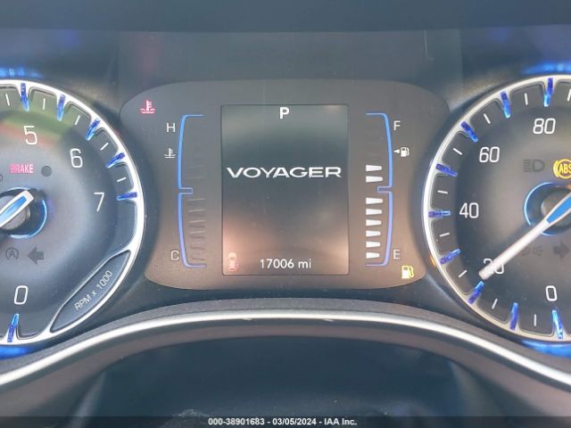 2022 CHRYSLER VOYAGER 2C4RC1CG8NR103659 Photo 6