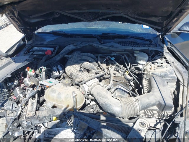 Ford Mustang V6 2017 1FA6P8AM4H5340150 Image 10