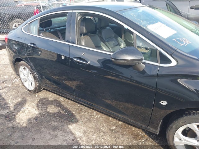 Chevrolet Cruze Premier Auto 2017 1G1BF5SMXH7220147 Image 6