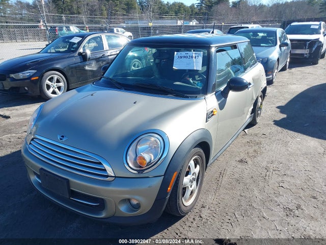 2011 MINI COOPER WMWSU3C5XBT097518 Photo 1