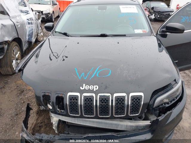 1C4PJLLB7KD122733 Jeep Cherokee Latitude Plus Fwd