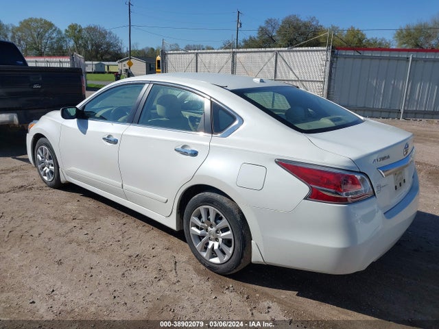 Nissan Altima 2.5 S 2014 1N4AL3AP2EN348441 Image 3