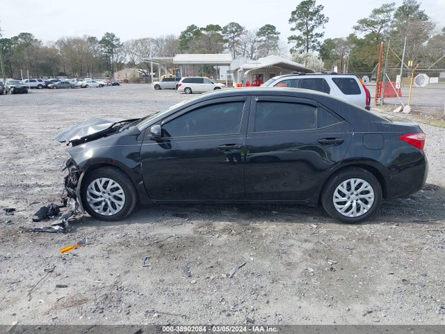 Toyota COROLLA LE 2018 5YFBURHE3JP852593 Image 15