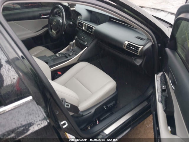 Lexus IS 250 2015 JTHBF1D26F5078088 Image 5