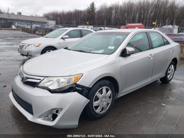 Toyota CAMRY LE 2014 4T4BF1FK1ER341656 Image 2
