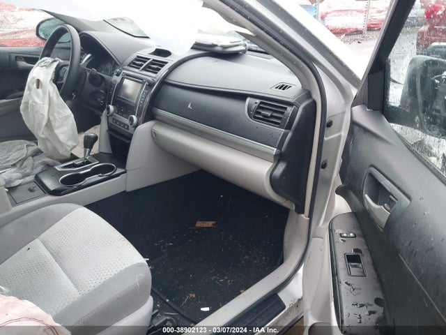 Toyota CAMRY LE 2014 4T4BF1FK1ER341656 Image 5