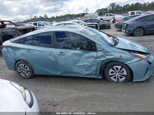 Toyota Prius Four 2016 JTDKARFU5G3016109 Image 13
