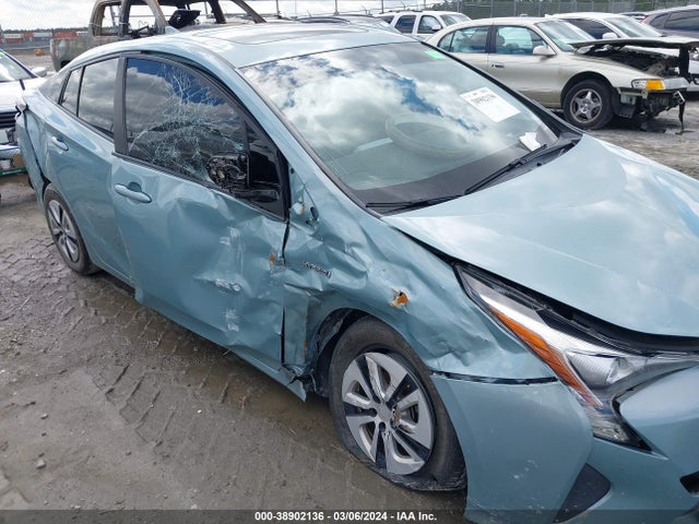 Toyota Prius Four 2016 JTDKARFU5G3016109 Image 6