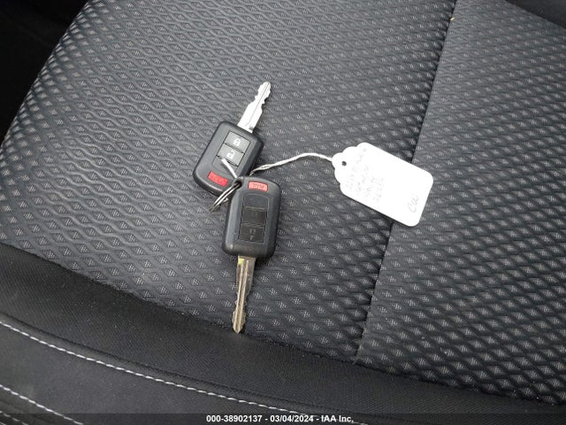 Mitsubishi Outlander Es 2018 JA4AD2A39JZ026259 Image 11