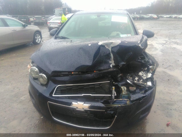 Chevrolet Sonic Ls Auto 2016 1G1JA5SHXG4118960 Image 6