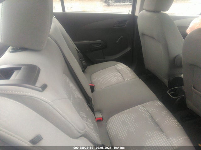 Chevrolet Sonic Ls Auto 2016 1G1JA5SHXG4118960 Image 8