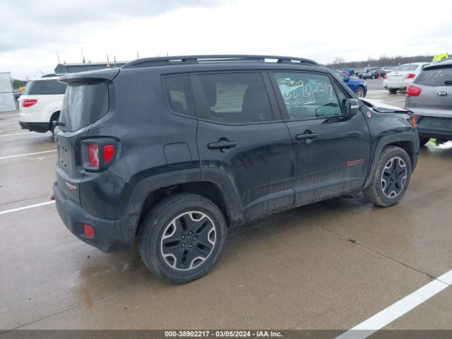 ZACCJBCBXHPF92239 Jeep Renegade Trailhawk 4x4