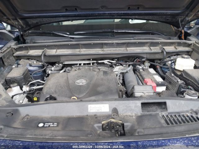 5TDFZRBH8NS200118 Toyota Highlander Platinum