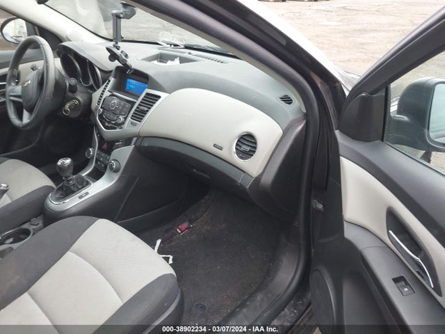 Chevrolet Cruze Ls Manual 2014 1G1PB5SH4E7106144 Image 5