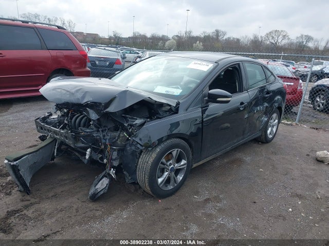 Ford FOCUS SE 2014 1FADP3F24EL129751 Image 2