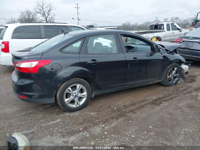 Ford FOCUS SE 2014 1FADP3F24EL129751 Image 4