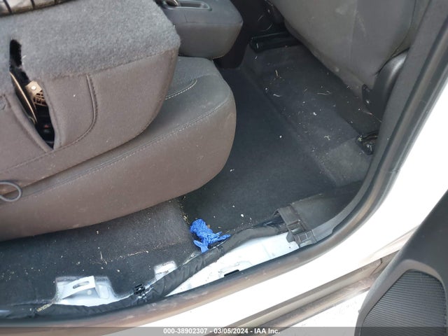 Chevrolet EQUINOX LT 2019 2GNAXLEX5K6209775 Image 8