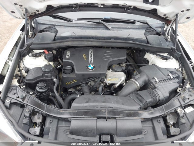 2014 BMW X1 XDRIVE28I VIN: WBAVL1C55EVY12296