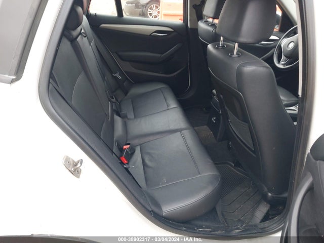 2014 BMW X1 XDRIVE28I VIN: WBAVL1C55EVY12296