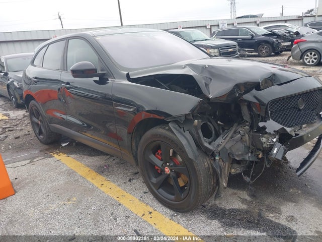 SADCJ2GX8JA204098 Jaguar F-pace 30t Premium