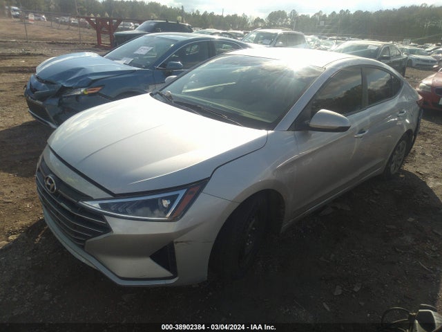 Hyundai ELANTRA SE 2019 KMHD74LF1KU786094 Image 2