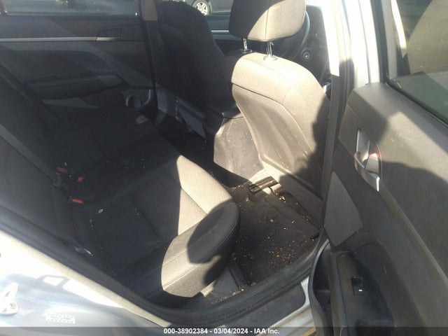 Hyundai ELANTRA SE 2019 KMHD74LF1KU786094 Image 8