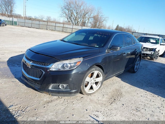 Chevrolet Malibu 2lz 2015 1G11G5SX0FF220275 Image 2
