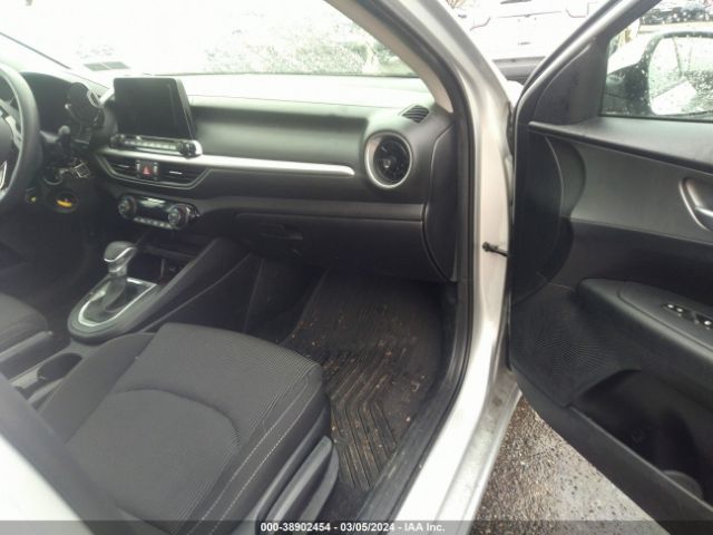 3KPF24AD4KE046826 KIA Forte Lxs