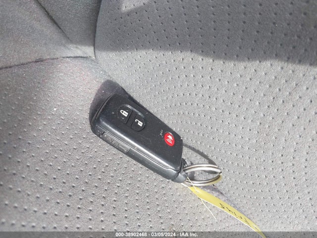 Toyota Prius Two 2015 JTDKN3DU8F0409591 Image 11