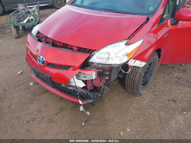 Toyota Prius Two 2015 JTDKN3DU8F0409591 Image 6