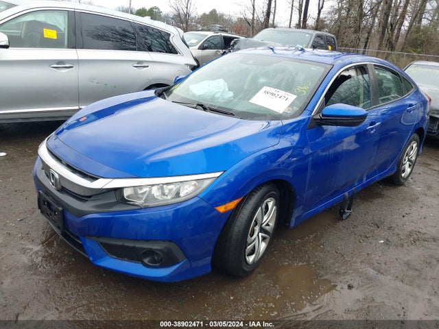 Honda Civic Lx 2018 2HGFC2F6XJH552368 Image 2