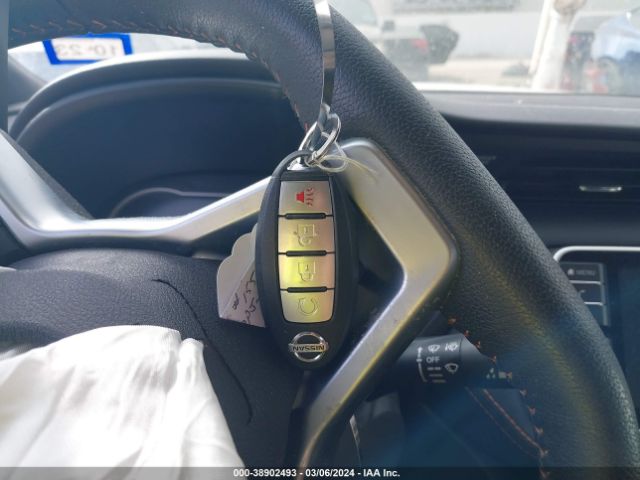 3N1CP5CU4KL559063 Nissan KICKS SR