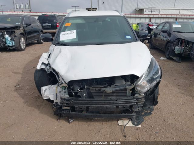 3N1CP5CU4KL559063 Nissan KICKS SR