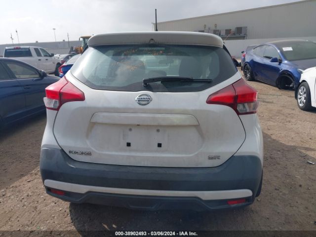3N1CP5CU4KL559063 Nissan KICKS SR