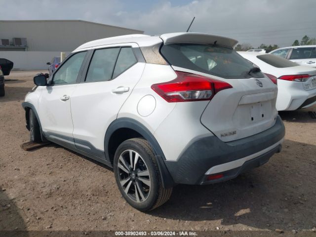 3N1CP5CU4KL559063 Nissan KICKS SR