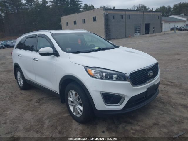 38902508 :رقم المزاد ، 5XYPGDA38HG247377 vin ، 2017 Kia Sorento 2.4l Lx مزاد بيع