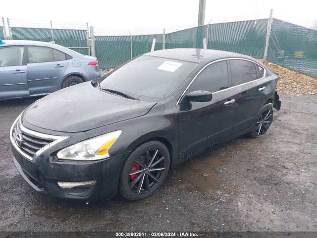 Nissan Altima 2.5 S 2015 1N4AL3AP6FC197035 Image 2
