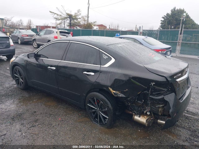 Nissan Altima 2.5 S 2015 1N4AL3AP6FC197035 Image 3