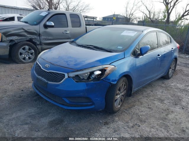 KNAFX4A62E5061180 KIA FORTE LX