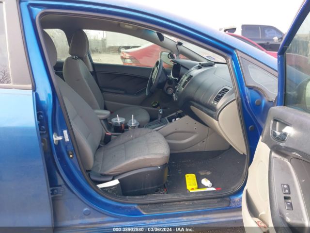 KNAFX4A62E5061180 KIA FORTE LX