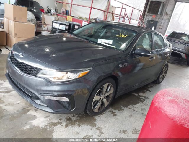 5XXGT4L38KG328495 KIA Optima S