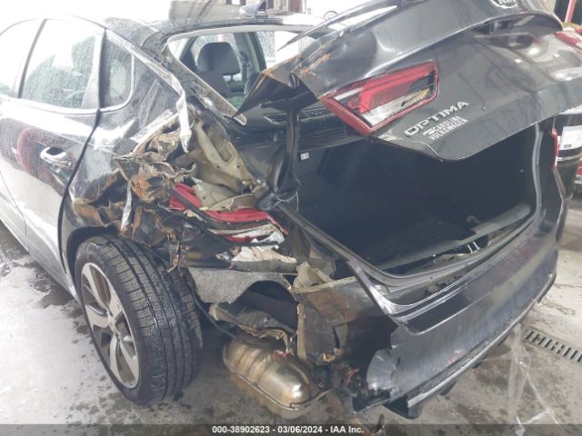 5XXGT4L38KG328495 KIA Optima S
