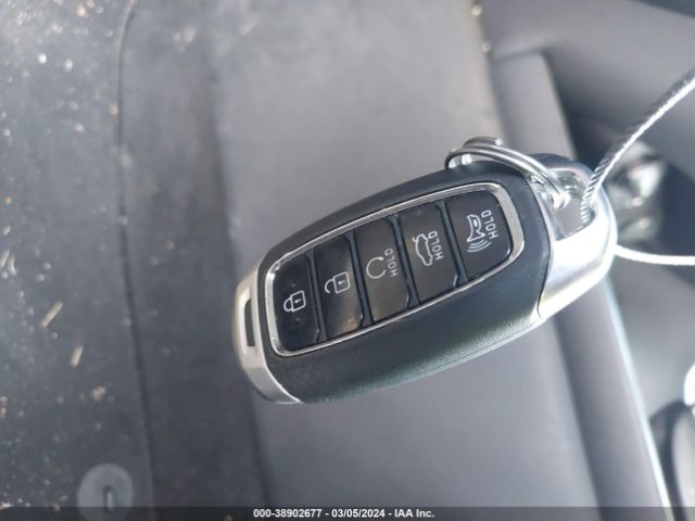 5NPLN4AGXNH069192 Hyundai ELANTRA SEL