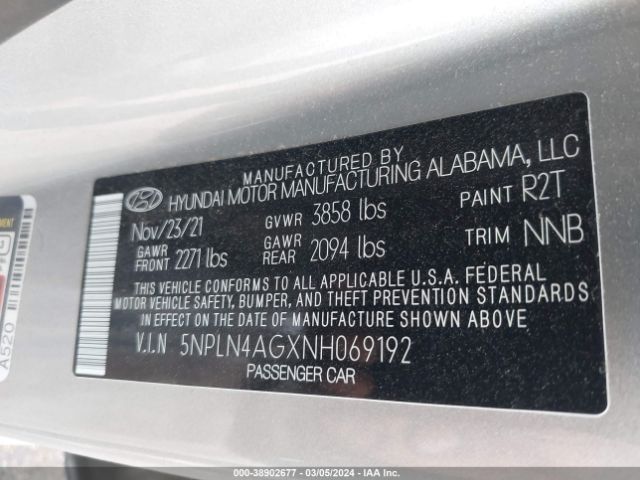 5NPLN4AGXNH069192 Hyundai ELANTRA SEL