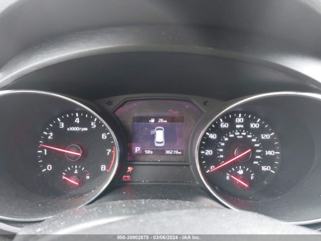 KNDMB5C1XK6543613 KIA SEDONA LX