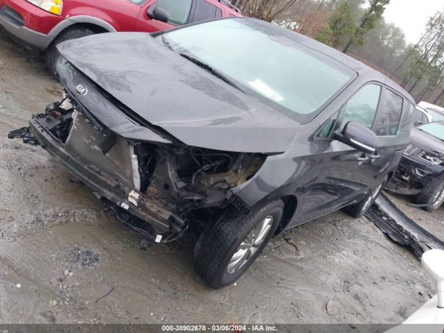 KNDMB5C1XK6543613 KIA SEDONA LX