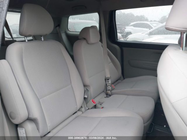 KNDMB5C1XK6543613 KIA SEDONA LX