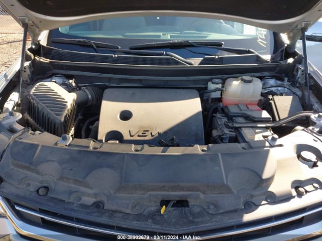 1GNERGKW2KJ269613 Chevrolet Traverse 1lt