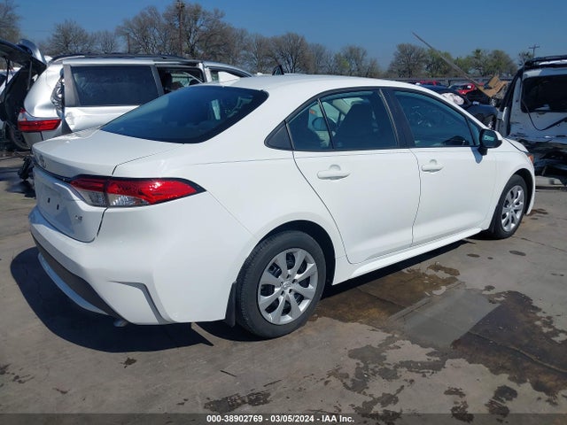 Toyota COROLLA LE 2021 5YFEPMAE9MP207856 Image 4